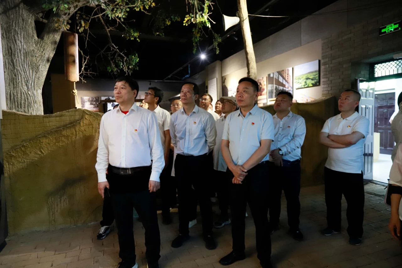 砥礪初心使命，汲取奮進(jìn)力量丨花花牛乳業(yè)集團(tuán)黨委組織開展學(xué)習(xí)“焦裕祿精神”主題黨日活動