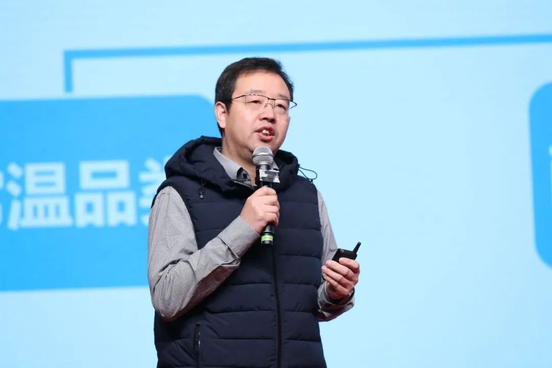 花花牛乳業(yè)30周年暨2024年客戶(hù)大會(huì)圓滿(mǎn)召開(kāi)！