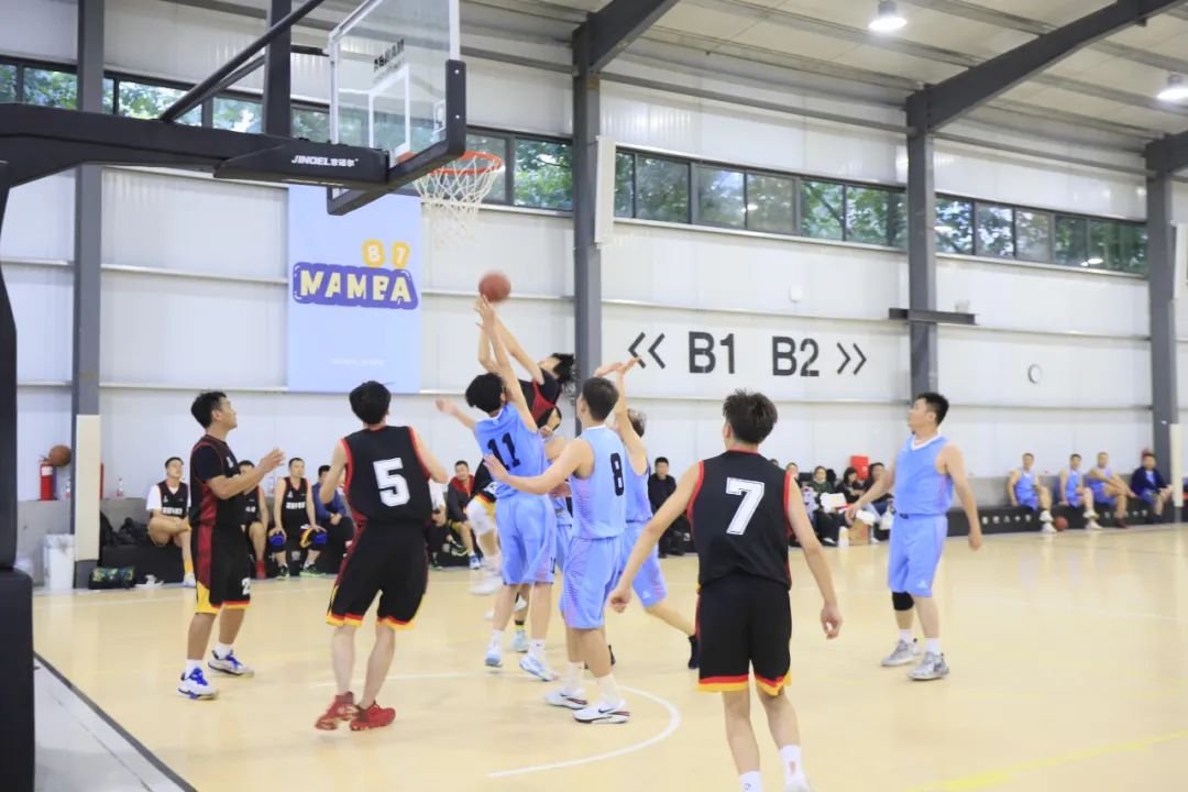 花花牛丨奪冠，奪冠，奪冠！??！用冠軍為中國健兒喝彩?。?！