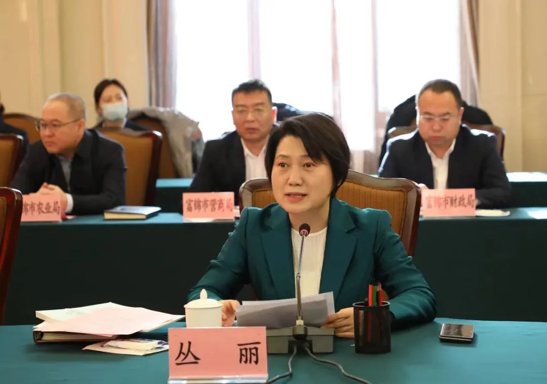 產(chǎn)業(yè)聯(lián)動促發(fā)展 合作共贏創(chuàng)未來 | 佳木斯市政府、富錦市政府與花花牛乳業(yè)集團正式簽署戰(zhàn)略合作協(xié)議