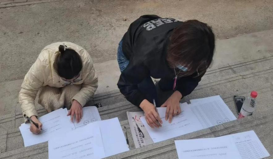 @全體花花牛人：請(qǐng)珍惜你的崗位，請(qǐng)善待我們共同的“花花?！保? style=