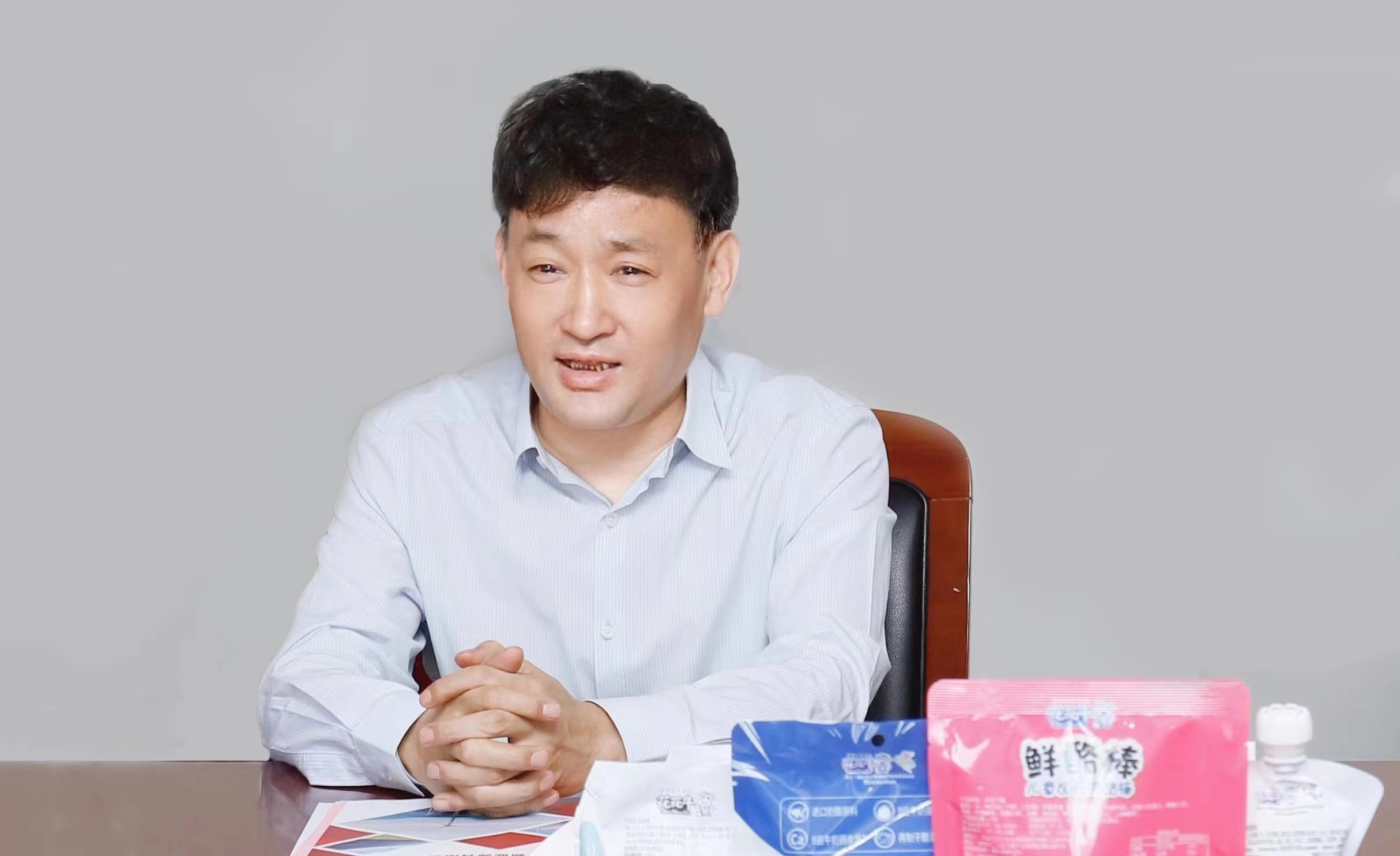 花花牛乳業(yè)集團(tuán)與國電河南新能源有限公司舉行光伏項(xiàng)目合作開發(fā)簽約儀式 花花牛乳業(yè)集團(tuán)與國電河南新能源有限公司舉行光伏項(xiàng)目合作開發(fā)簽約儀式