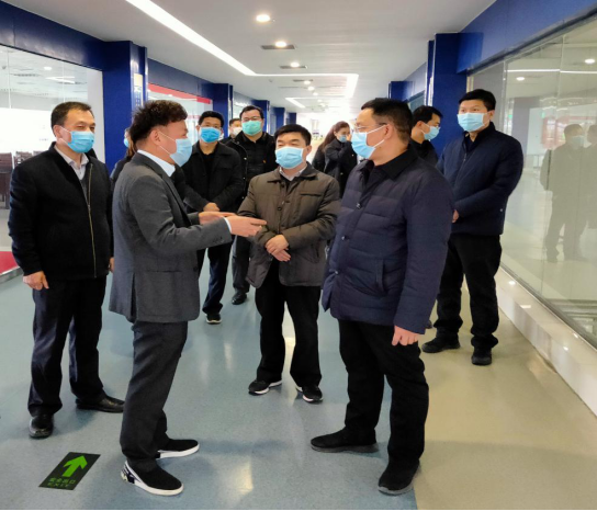 省委統(tǒng)戰(zhàn)部副部長張紅林一行蒞臨花花牛乳業(yè)集團(tuán) 調(diào)研復(fù)工復(fù)產(chǎn)暨二七區(qū)民營經(jīng)濟(jì)發(fā)展工作座談會