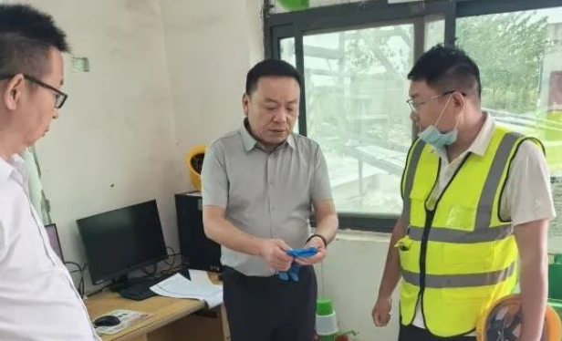 集團紀委領(lǐng)導(dǎo)深入基層檢查群眾身邊不正之風和腐敗問題落實情況